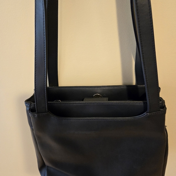 NWOT Nine West Black Leather Shoulder Bag - Picture 7 of 16